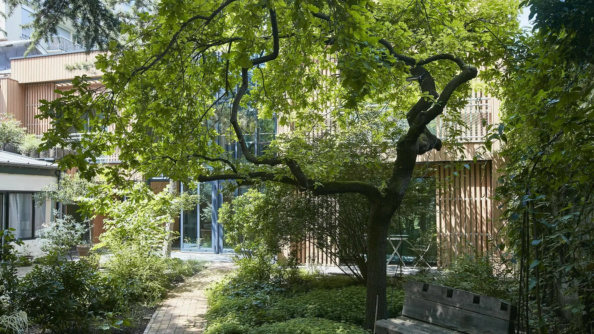 Eden Lodge Paris