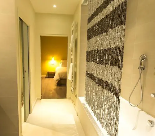 Eden Lodge Paris Bed & Breakfast